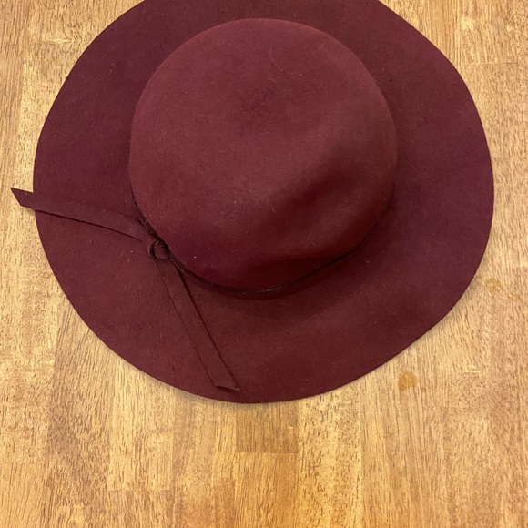 Wool hat - Picture 5 of 8